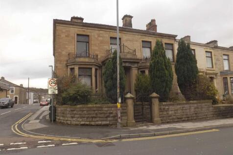 Burnley Road, Accrington 4 bed end of terrace house for sale