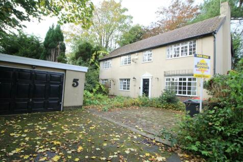 5 bedroom detached house for sale