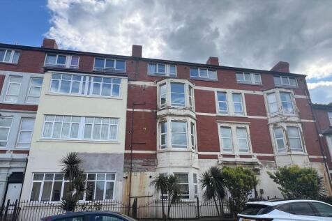 12 bedroom house for sale