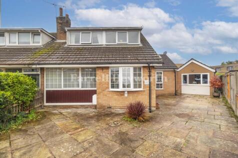 Fairmont Drive, Poulton Le Fylde FY6 4 bed bungalow for sale