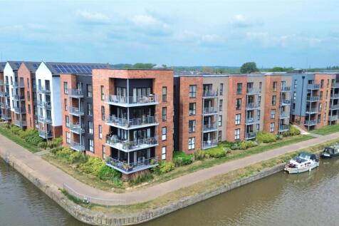 Hobbs Way, Gloucester 2 bed flat for sale