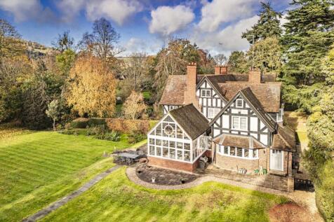 Little Barton, Goring on Thames, RG8 4 bed character property for sale