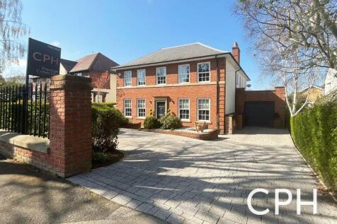 Stepney Grove, Scarborough 4 bed detached house for sale