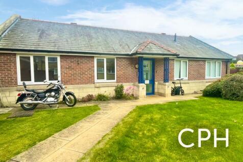 Keld Close, Scarborough, YO12 2 bed flat for sale