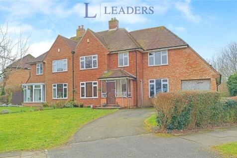 5 bedroom semi-detached house for sale