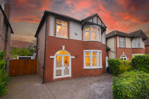 3 bedroom detached house for sale