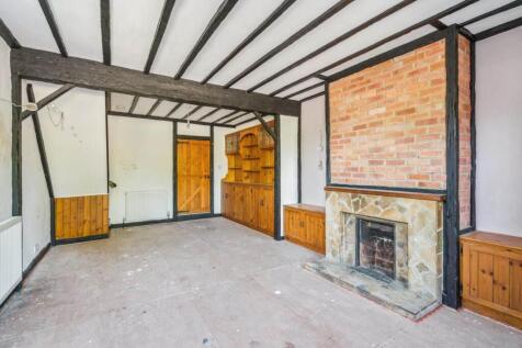 Falconer Road, Bushey Village 2 bed end of terrace house for sale