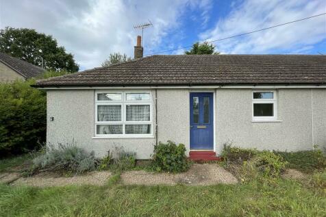 2 bedroom semi-detached bungalow for sale