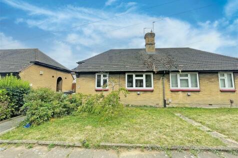 1 bedroom semi-detached bungalow for sale