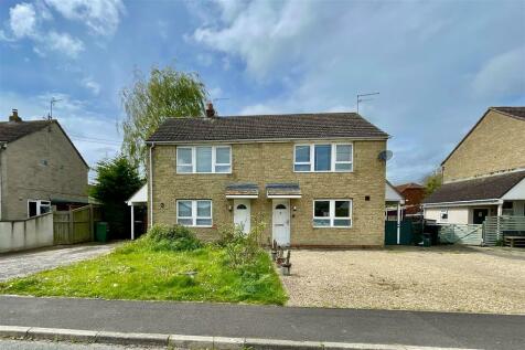 2 bedroom semi-detached house for sale