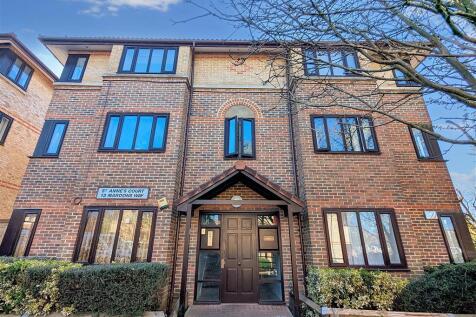 1 bedroom flat for sale