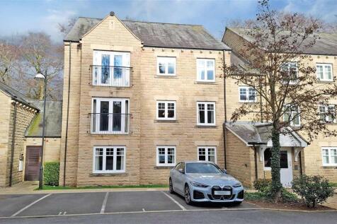 2 bedroom ground floor flat for sale