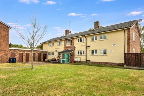 3 bedroom flat for sale