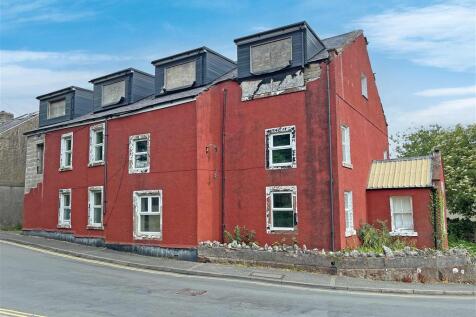 Detached house for sale