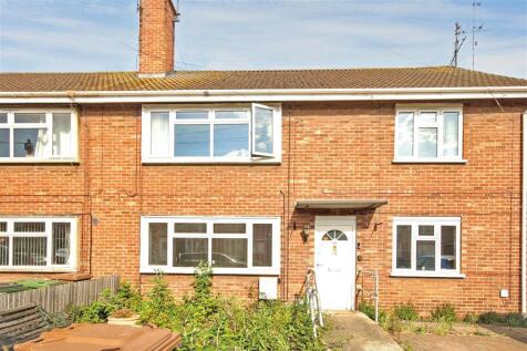 2 bedroom ground floor flat for sale