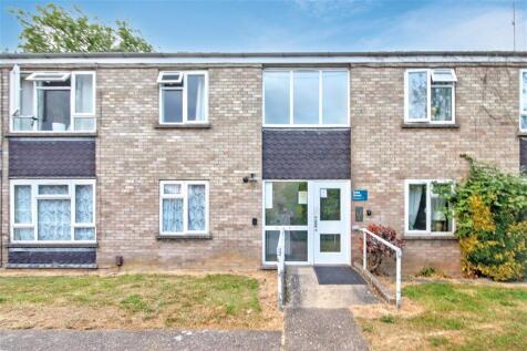 1 bedroom ground floor flat for sale
