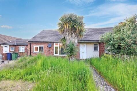 1 bedroom terraced bungalow for sale