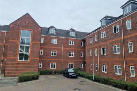 2 bedroom ground floor flat for sale