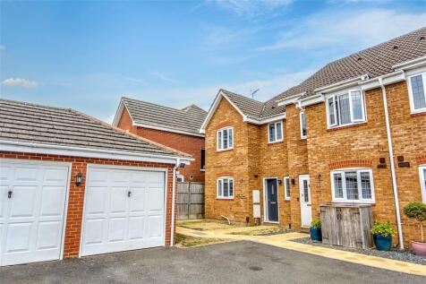 3 bedroom end of terrace house for sale
