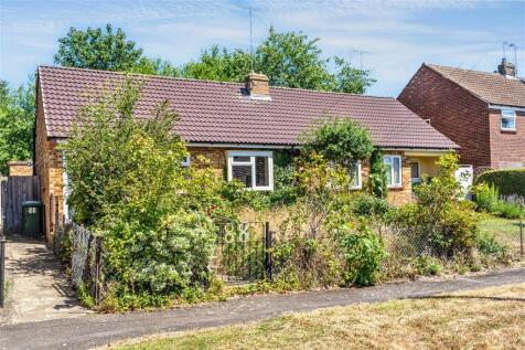 1 bedroom semi-detached bungalow for sale