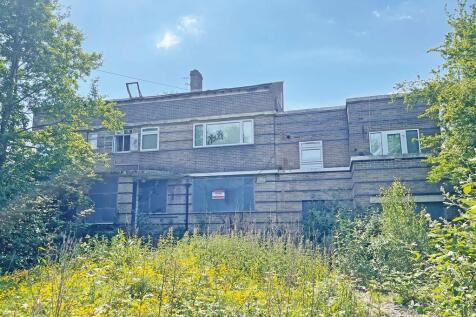 1 bedroom ground floor flat for sale