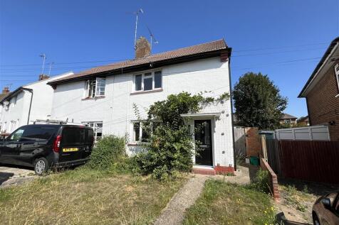 2 bedroom semi-detached house for sale
