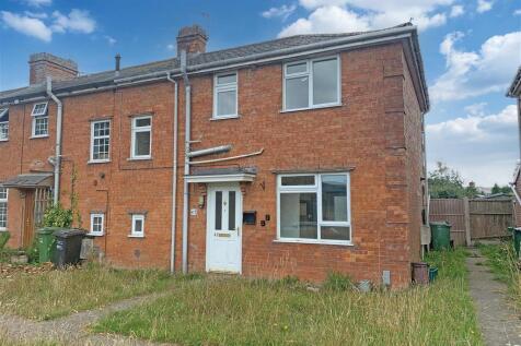 3 bedroom end of terrace house for sale