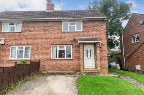2 bedroom semi-detached house for sale