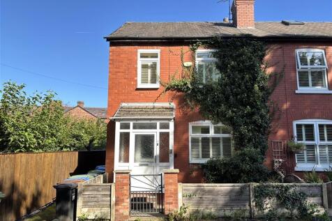 3 bedroom semi-detached house for sale