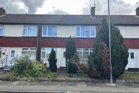 2 bedroom ground floor flat for sale