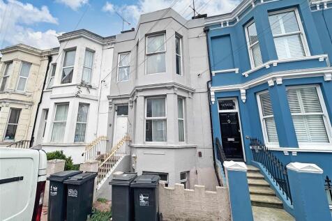 7 bedroom terraced house for sale