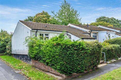 2 bedroom terraced bungalow for sale