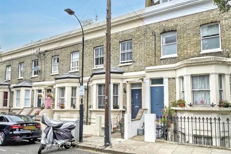 1 bedroom ground floor flat for sale