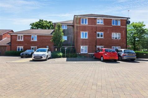 2 bedroom ground floor flat for sale