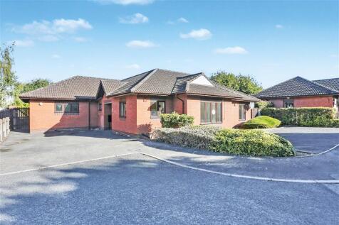 5 bedroom detached bungalow for sale