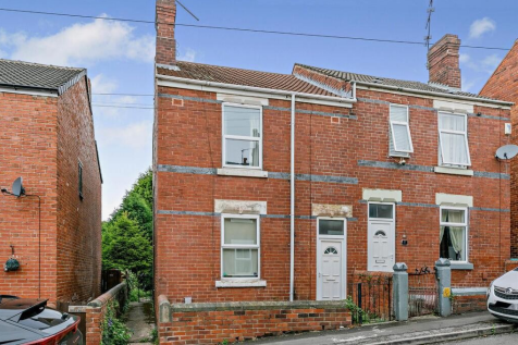 2 bedroom semi-detached house for sale