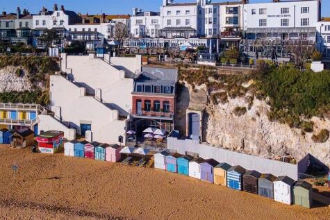 1 bedroom maisonette for sale