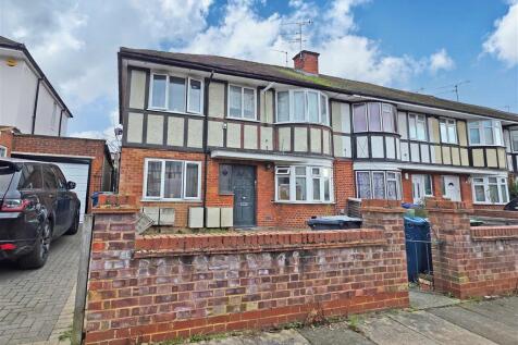 2 bedroom ground floor flat for sale