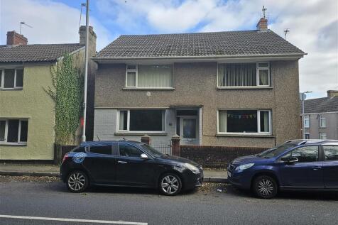 2 bedroom ground floor flat for sale