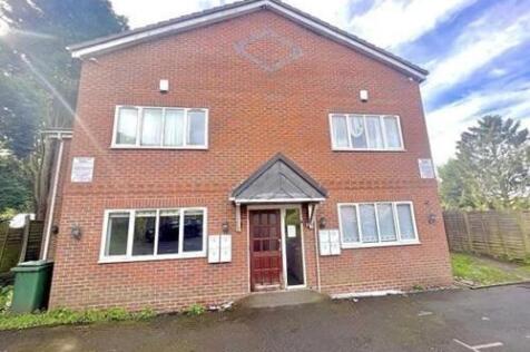 2 bedroom ground floor flat for sale