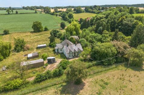 Bourne Lane, Much Hadham... 4 bed bungalow for sale