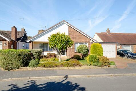 East Park, Sawbridgeworth... 3 bed bungalow for sale