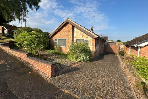 Hillsdale Road, Winshill... 3 bed detached bungalow for sale