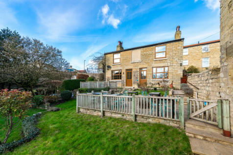 Wetherby LS22 4 bed cottage for sale