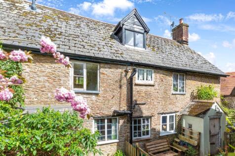 4 bedroom cottage for sale