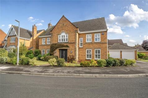 Lord Drive, Pocklington, York, YO42 5 bed detached house for sale