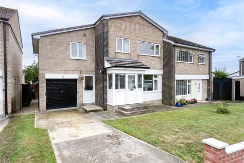 Chapel Hill Road, Pocklington, York... 5 bed house for sale