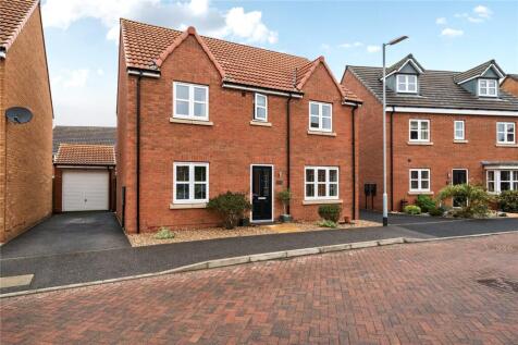White Mill Drive, Pocklington, York... 4 bed detached house for sale