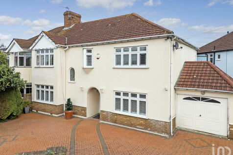 5 bedroom semi-detached house for sale