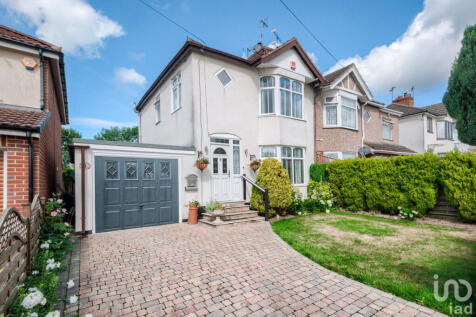3 bedroom semi-detached house for sale